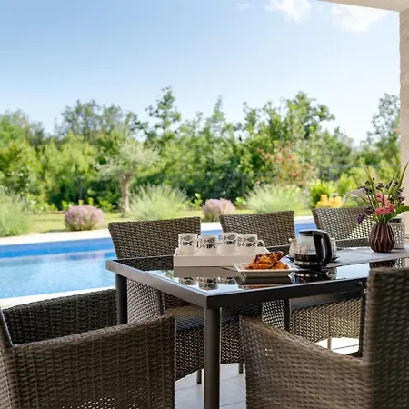 Villa Mihojka Malinska