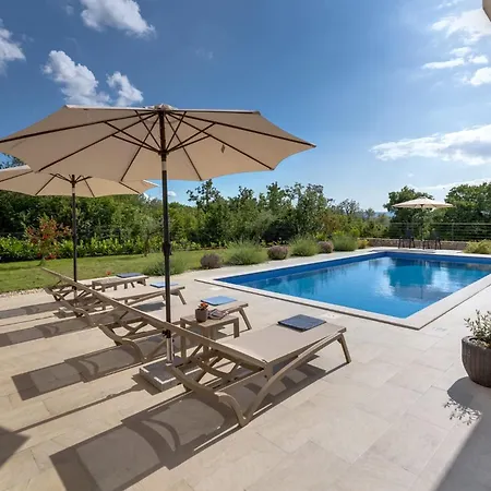 Mihojka Villa Malinska