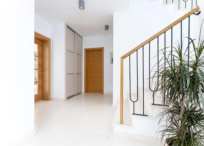 Mihojka فيلة مالينسكا