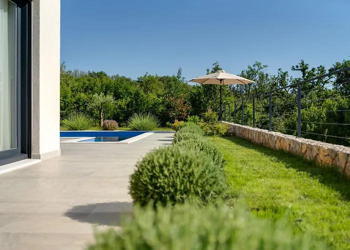 Mihojka مالينسكا